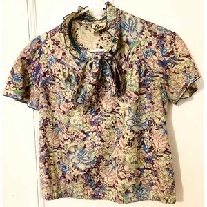 Vintage short sleeve blouse
